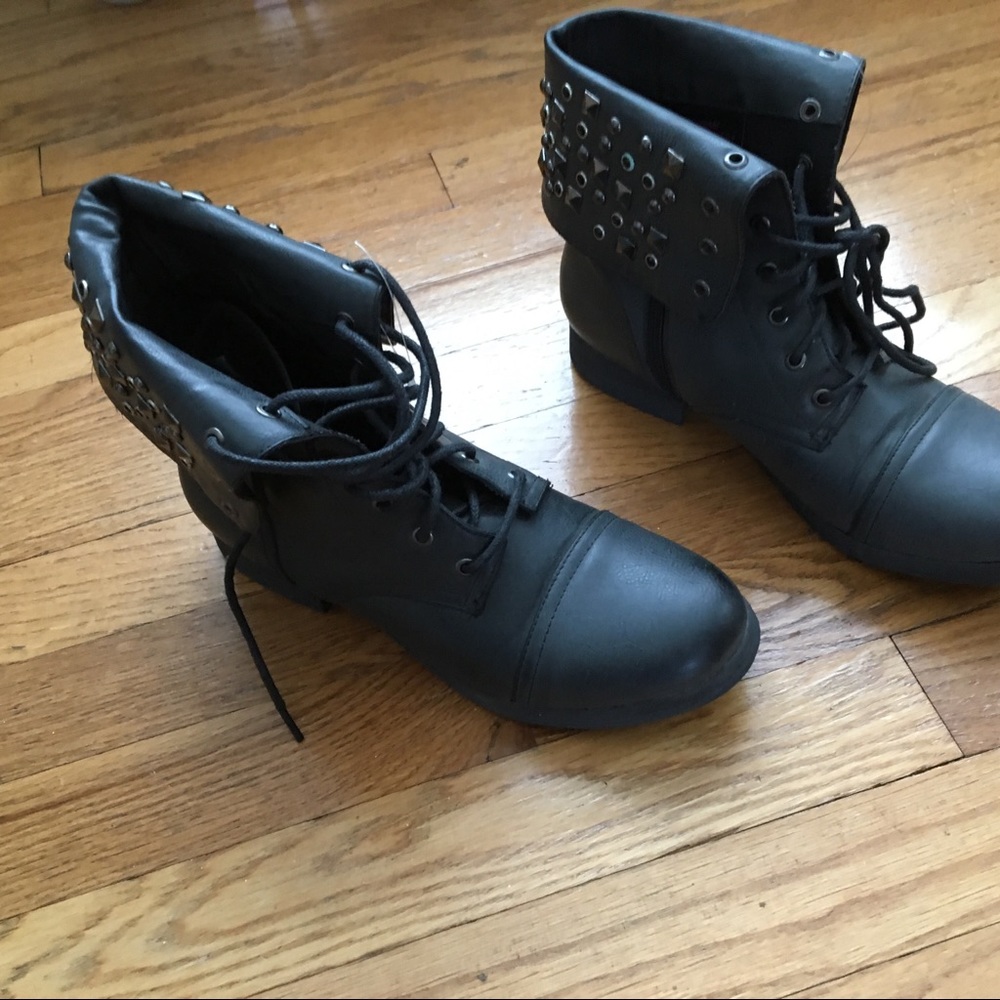 Pink and pepper combat boots